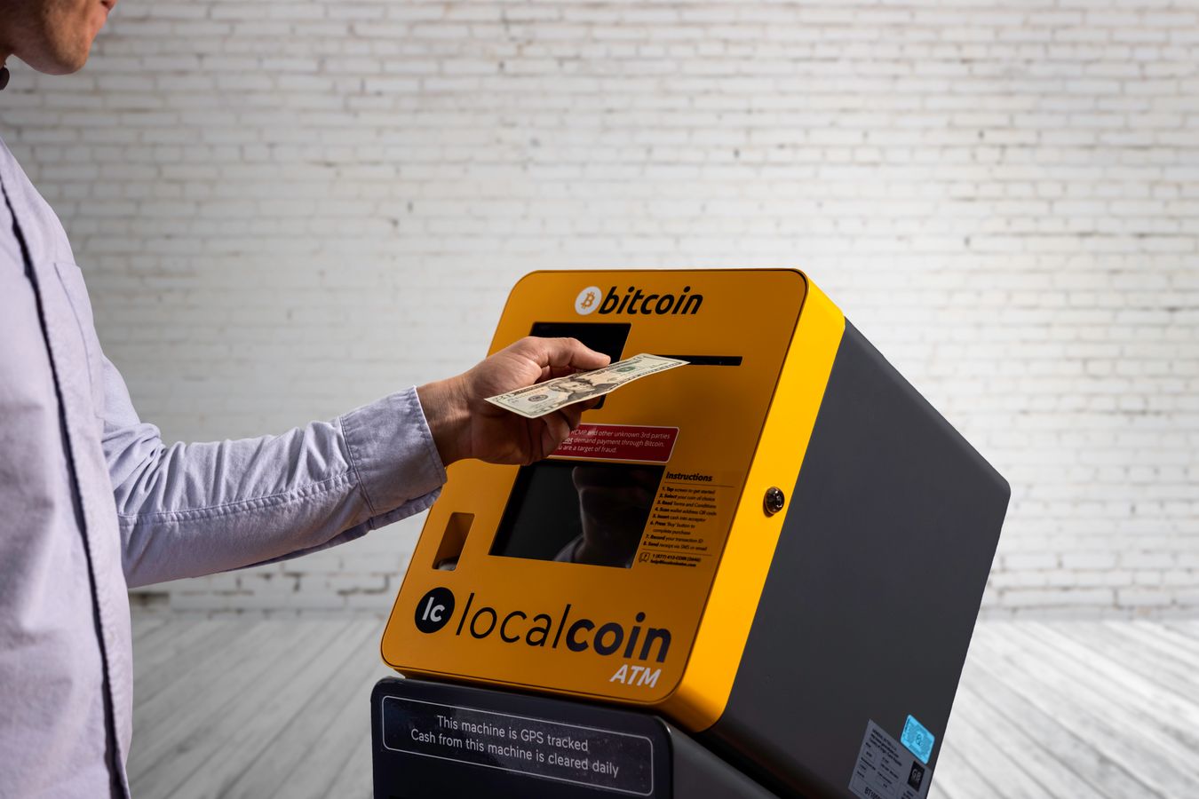 Bitcoin ATM - Buy and Sell Bitcoin with Cash | Localcoin