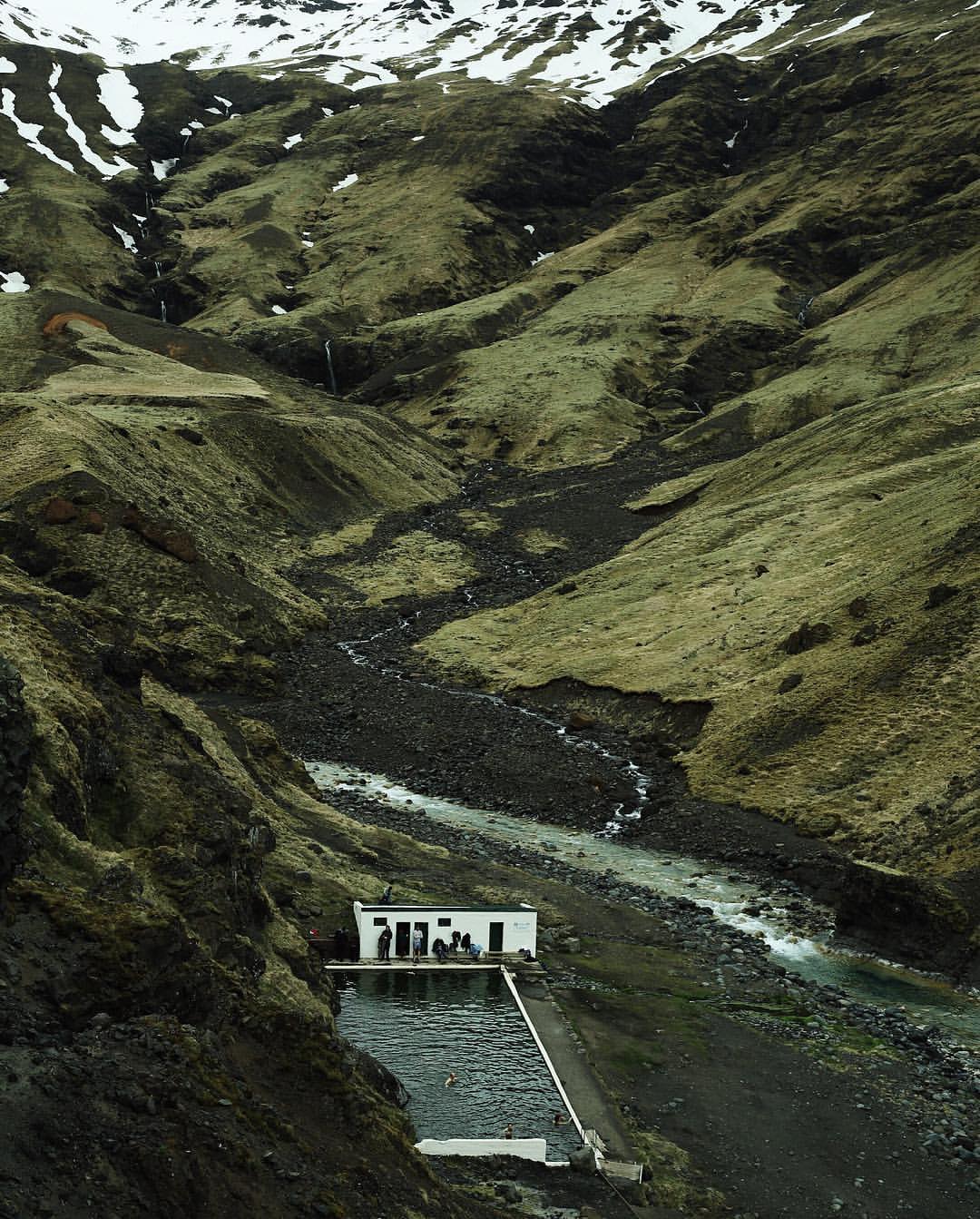 Seljavallalaug: Iceland’s Hidden Swimming Pool | Amusing Planet