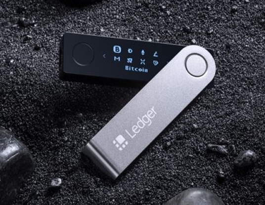 Ledger Nano S Test: Sicherheit, Coins, Preis & mehr ()