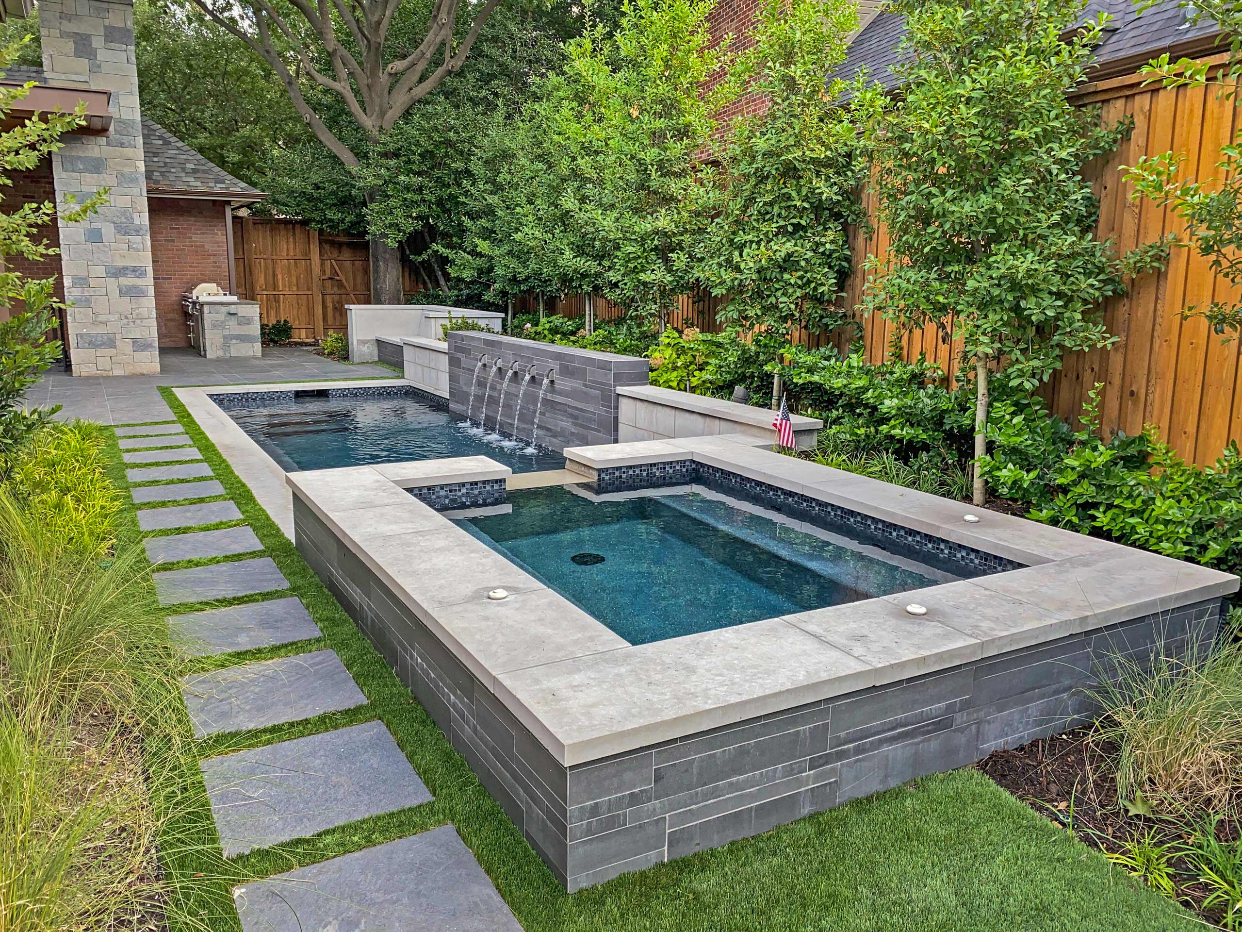 ​17 small pools perfect for small patios and gardens | homify