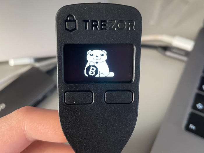 How to Setup TREZOR Wallet (For First-timers) - Hongkiat