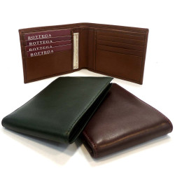 Black Plain Bifold Wallet With Flap – Da Milano