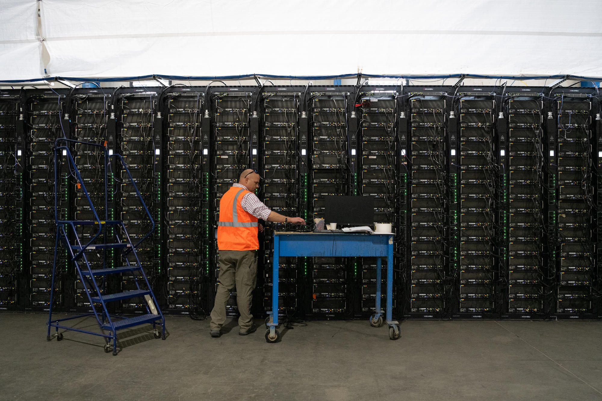 What is Bitcoin Mining Farm? Their Importance in Mining