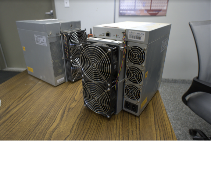 ⛏️Bitmain Antminer S19 Pro TH/s - CryptoMinerBros