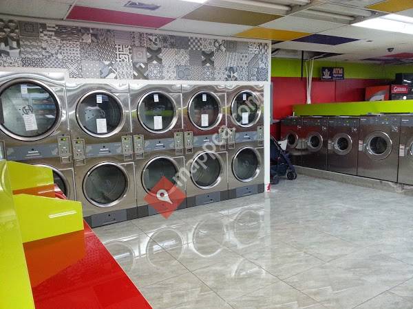 SUPER SUDS LAUNDROMAT - Laundromats - 83 St NW - Edmonton, AB - | Need Tips in CA