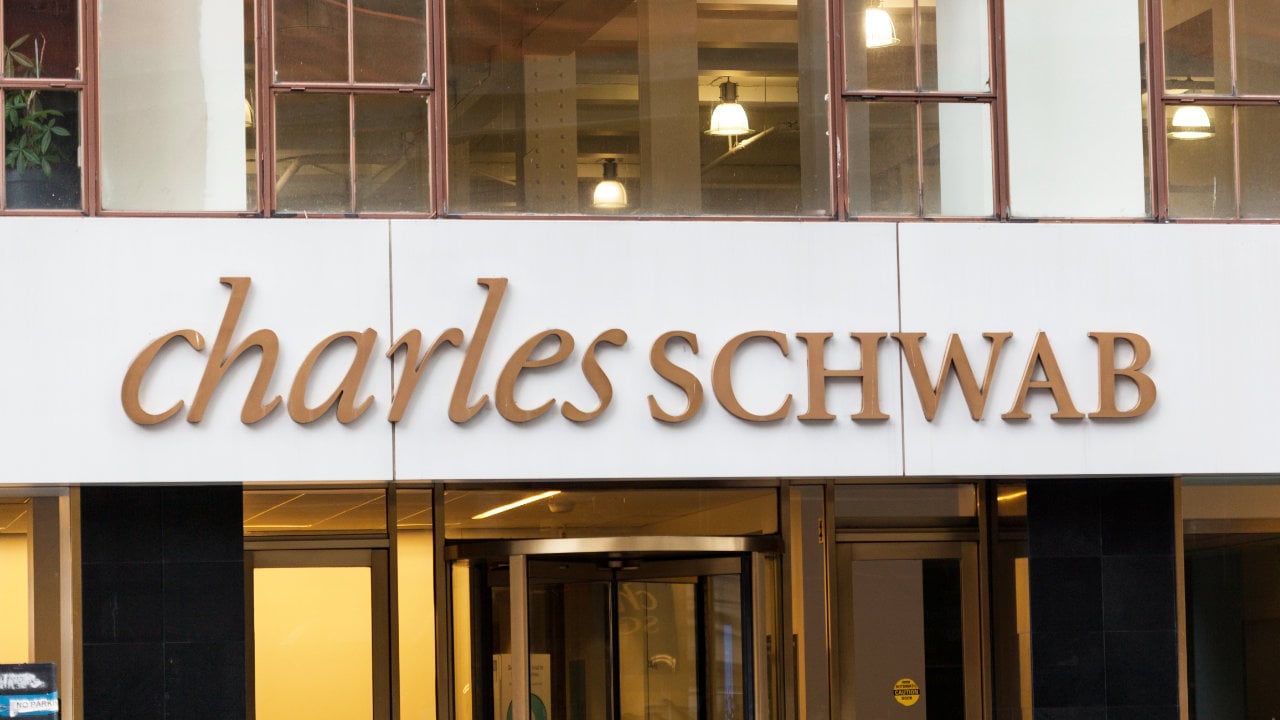 How to Buy Bitcoin and Crypto with Charles Schwab ()