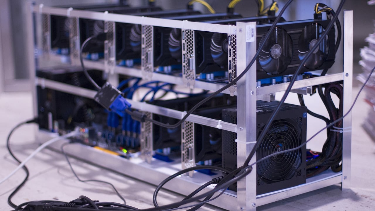 What’s Inside A Bitcoin Mining Machine