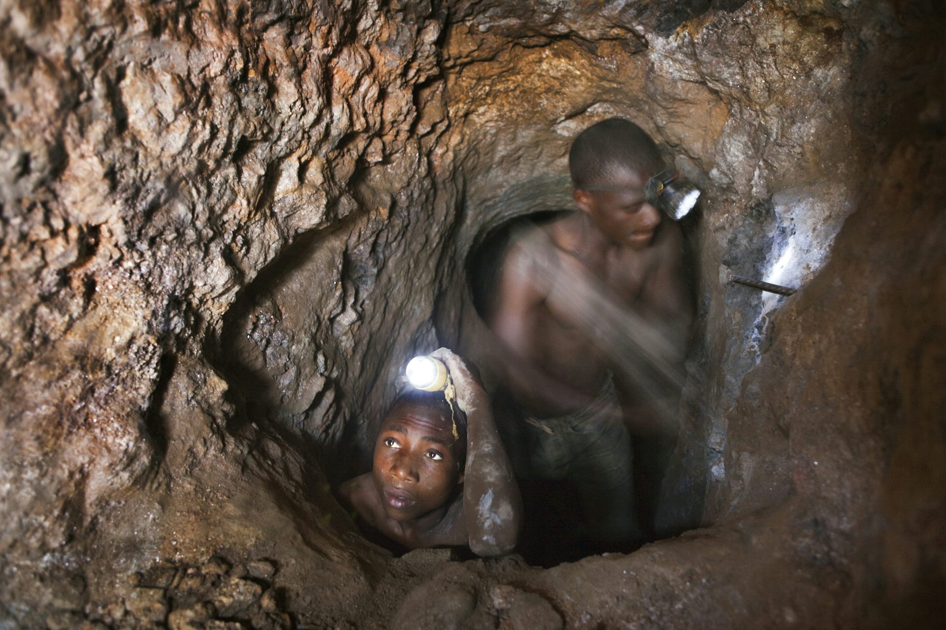 What coltan mining in the DRC costs people and the environment