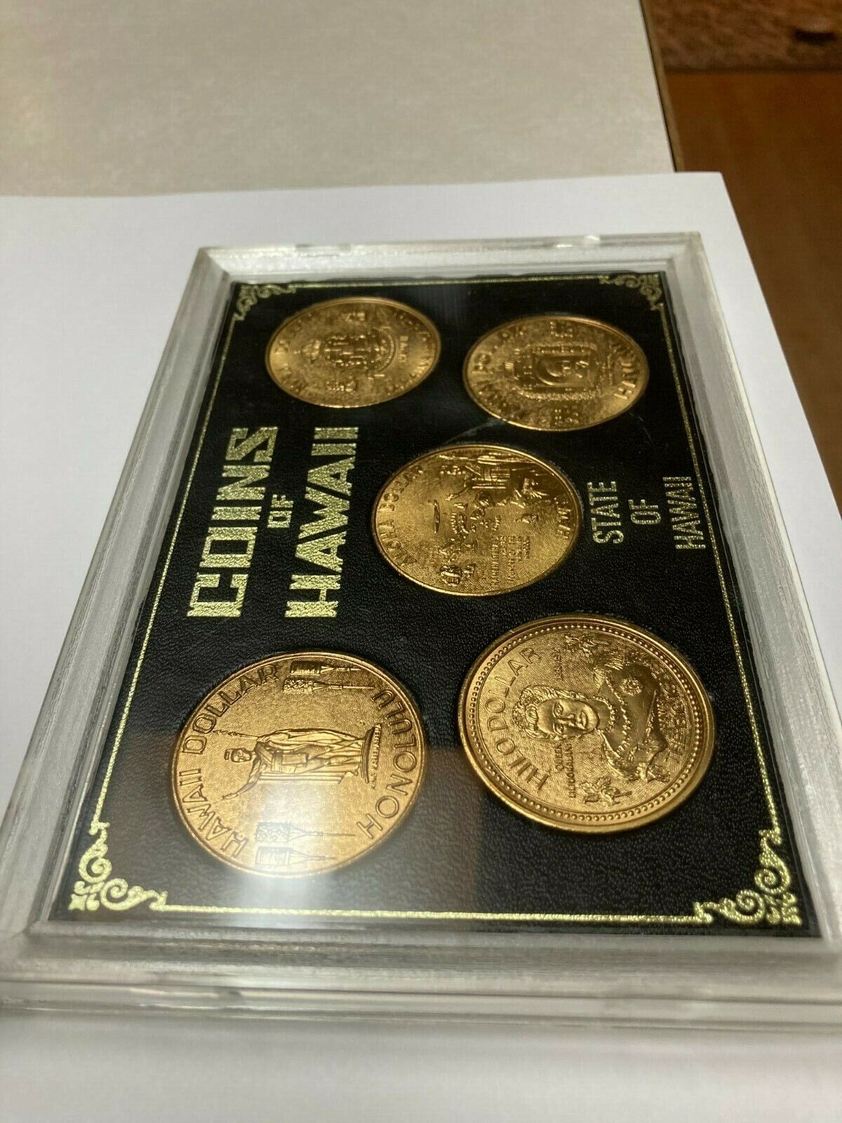 Village Coin Shop: D Gold Plated State Quarter (Hawaii)