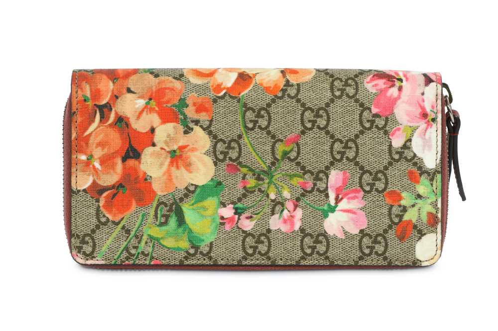 Gucci GG Blooms Zip Around Long Wallet | Long wallet, Wallet, Things to come