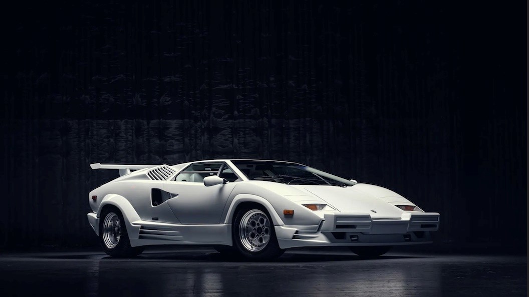 Lamborghini Countach Review, Pricing, and Specs