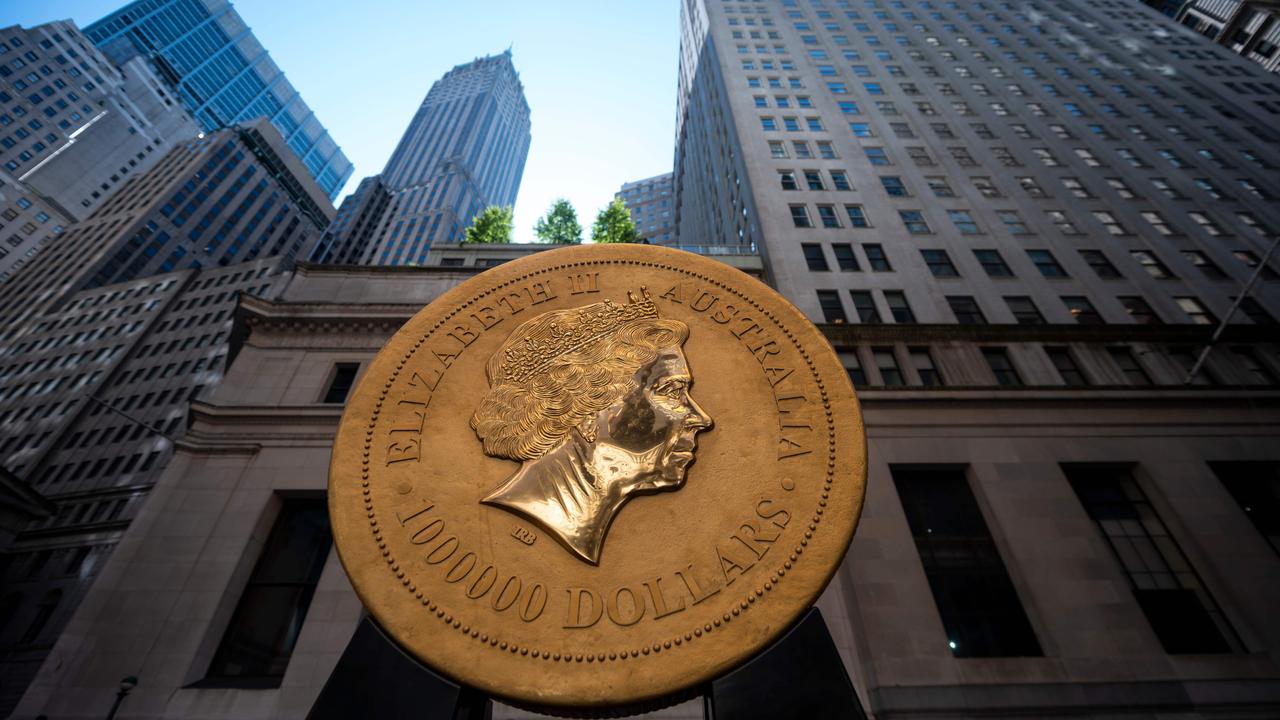 Largest gold coin: Australia sets world record (HD Video)