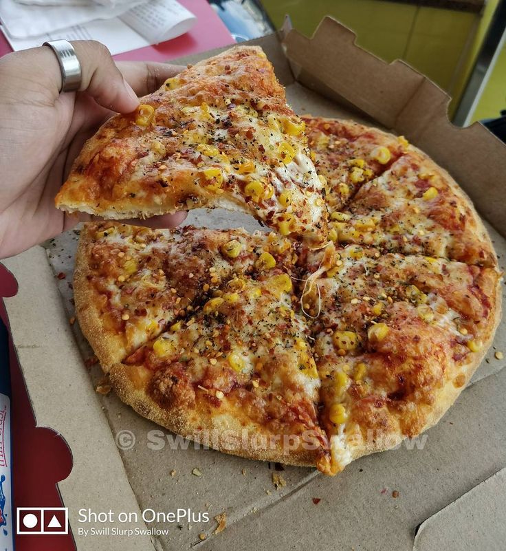 Order Cheese-n-Corn Pizza online from nearby Dominos & Get Upto 40% off at Domino's