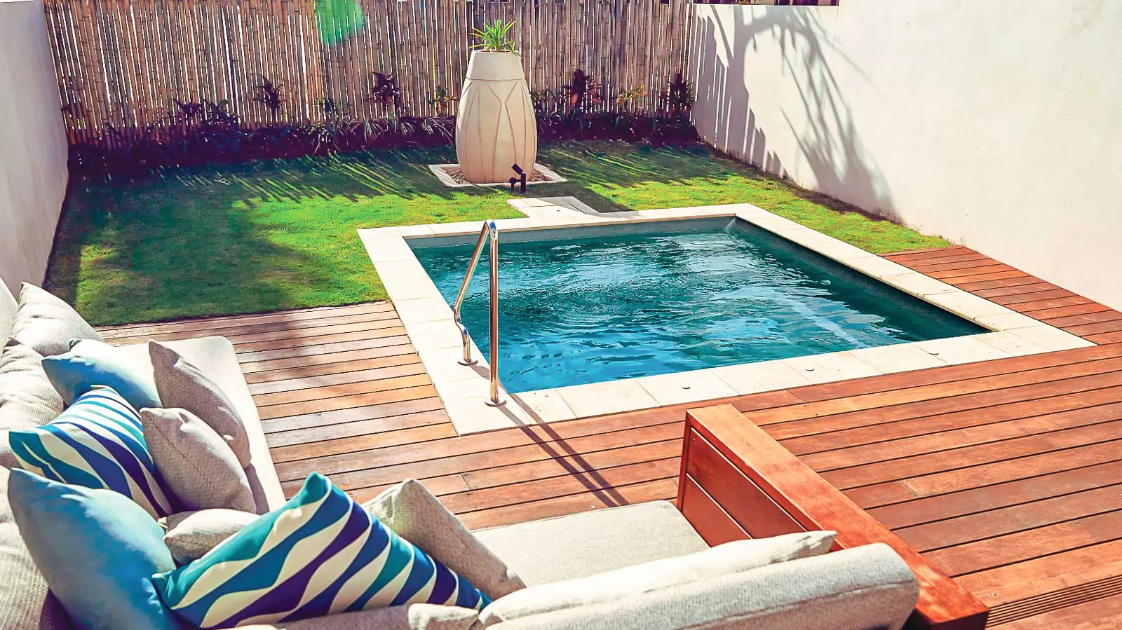 What Is A Plunge Pool? - Thursday Pools