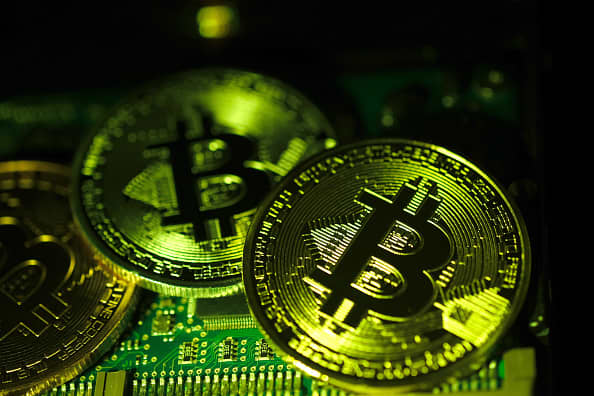 US marshals to auction 50, bitcoins seized from Silk Road | Bitcoin | The Guardian