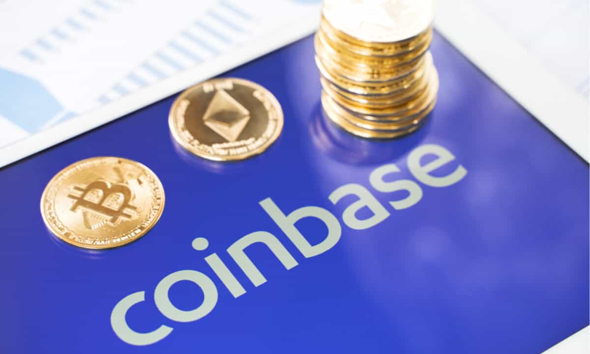 Coinbase Stock Ownership - Who Owns Coinbase in ? | WallStreetZen